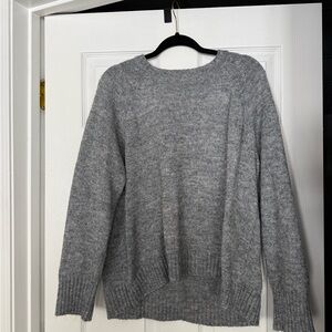 Old Navy Gray Sweater